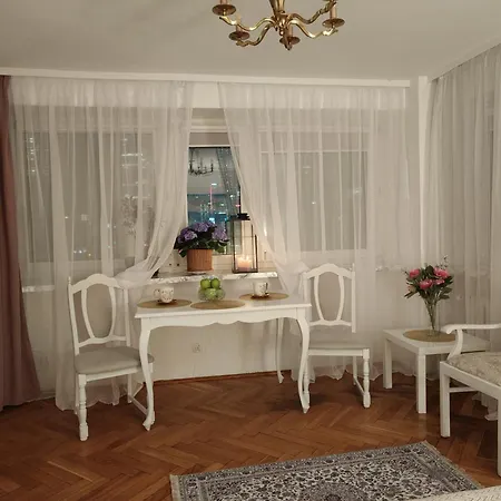 Apartman M Swietokrzyska View