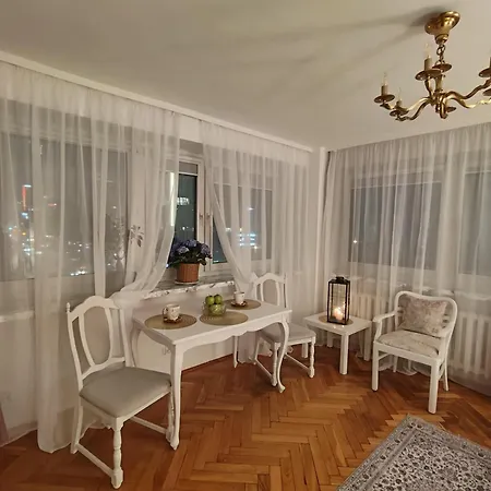 M Swietokrzyska View Apartman *